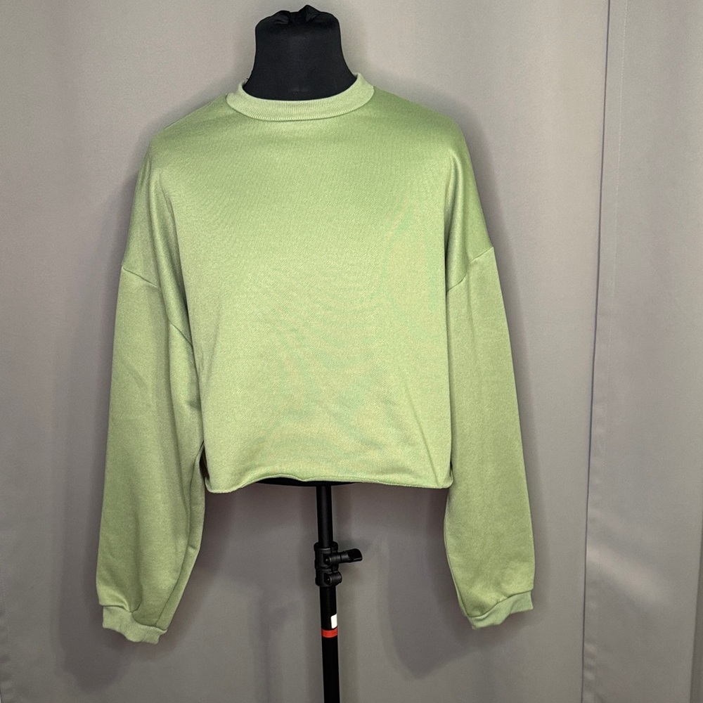 SHEIN Light Green Crop Sweatshirt Size Large
